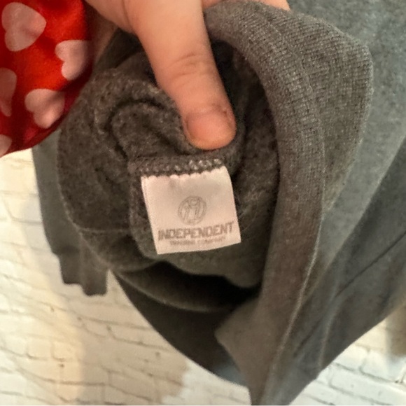 Magnolia Gray Women’s Sweater - Picture 3 of 3